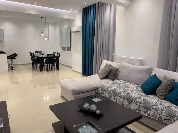 Kypselli apartment close to Athens centre